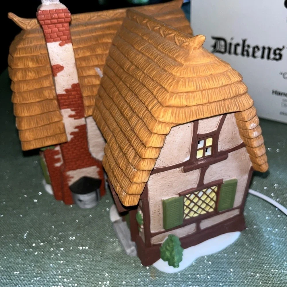 Department 56 Dickens Village Series 